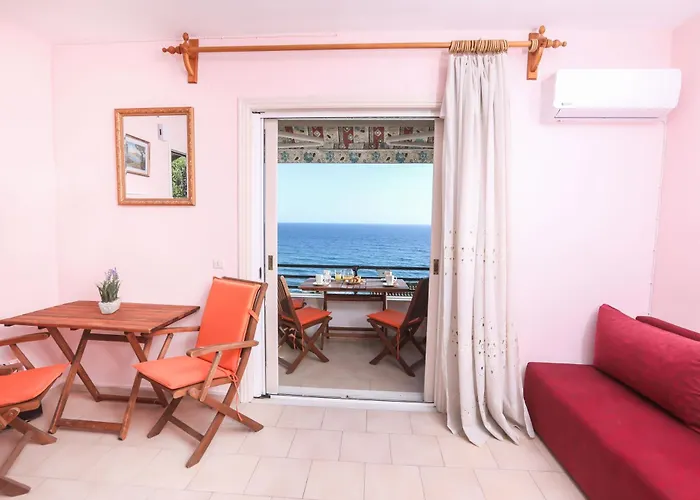 Grammhouse Corfu - גליפאדה